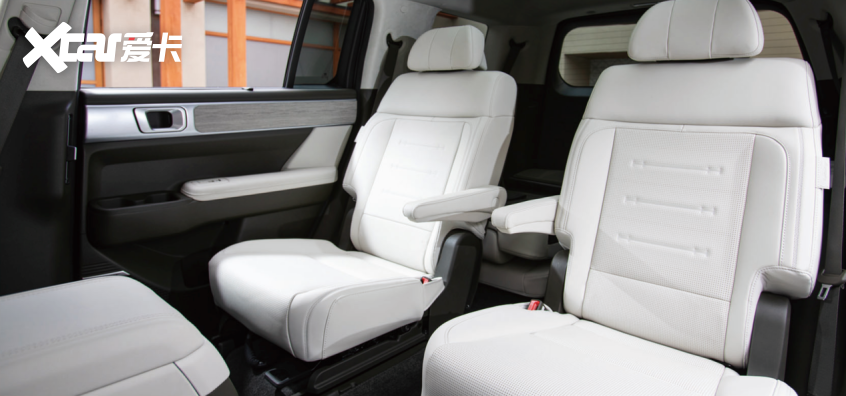 京现代 第五代 胜达2026款暖心上市瓦力棋牌游戏增配不加价 焕新再出发 北(图8)